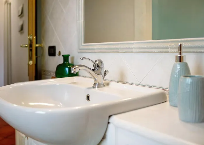 La Casa Di Pasky Apartment Roisan